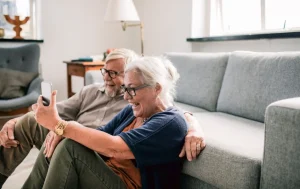 Créer une maison partagée pour personnes âgées : le guide complet